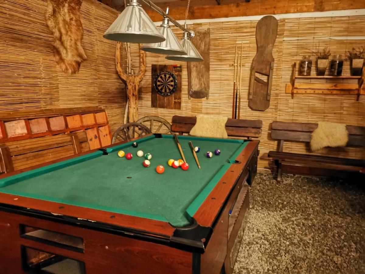 Guesthouse Eden Liptovský Mikuláš Exteriör bild