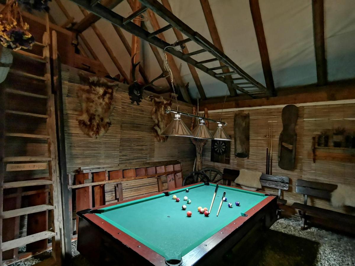 Guesthouse Eden Liptovský Mikuláš Exteriör bild